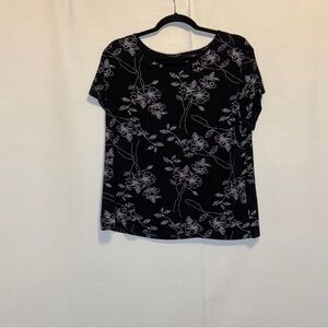 Briggs New York Women’s Floral Black Top 1X